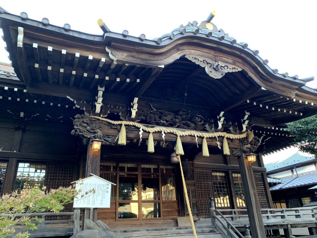 白山神社本殿