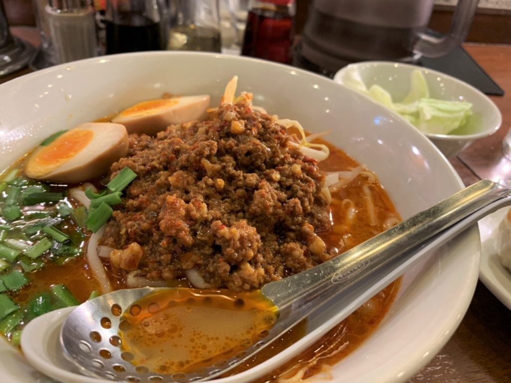 鶴亀屋の台湾ラーメン